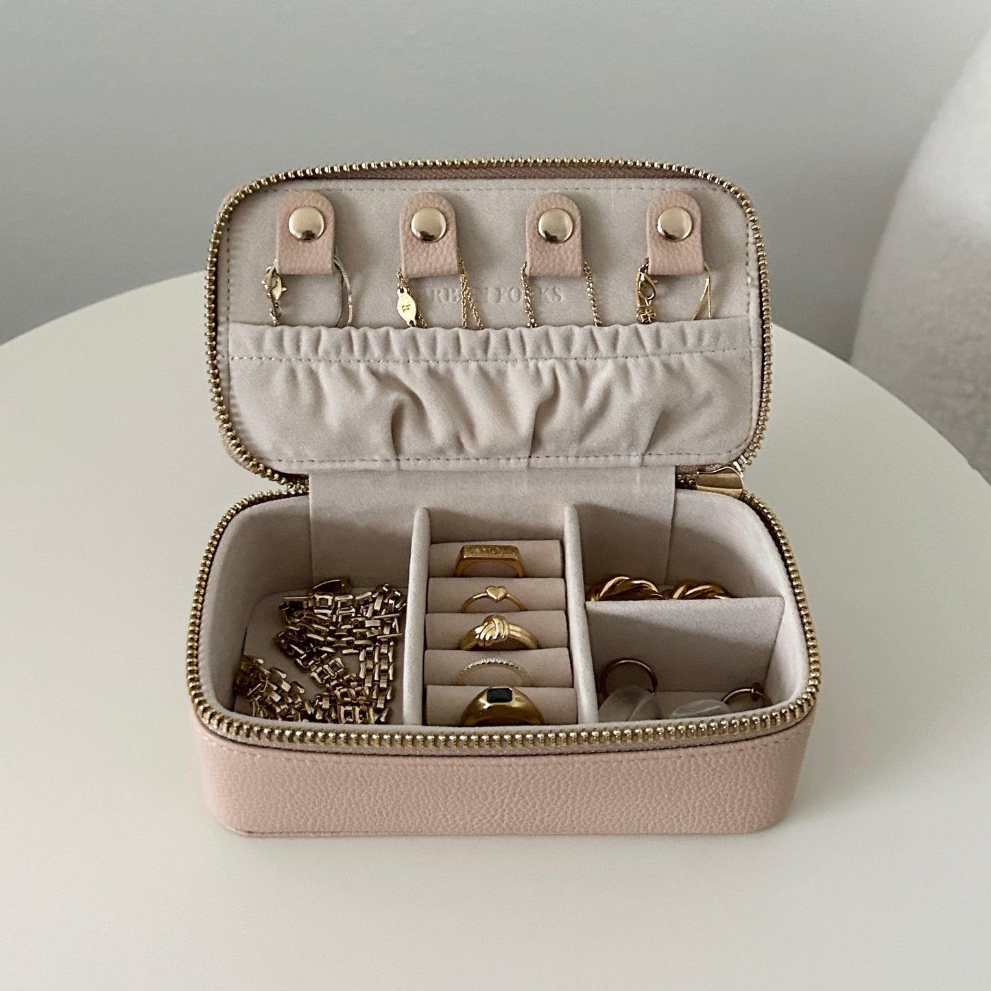 Glitter Jewelry Case (Beige/Pink)