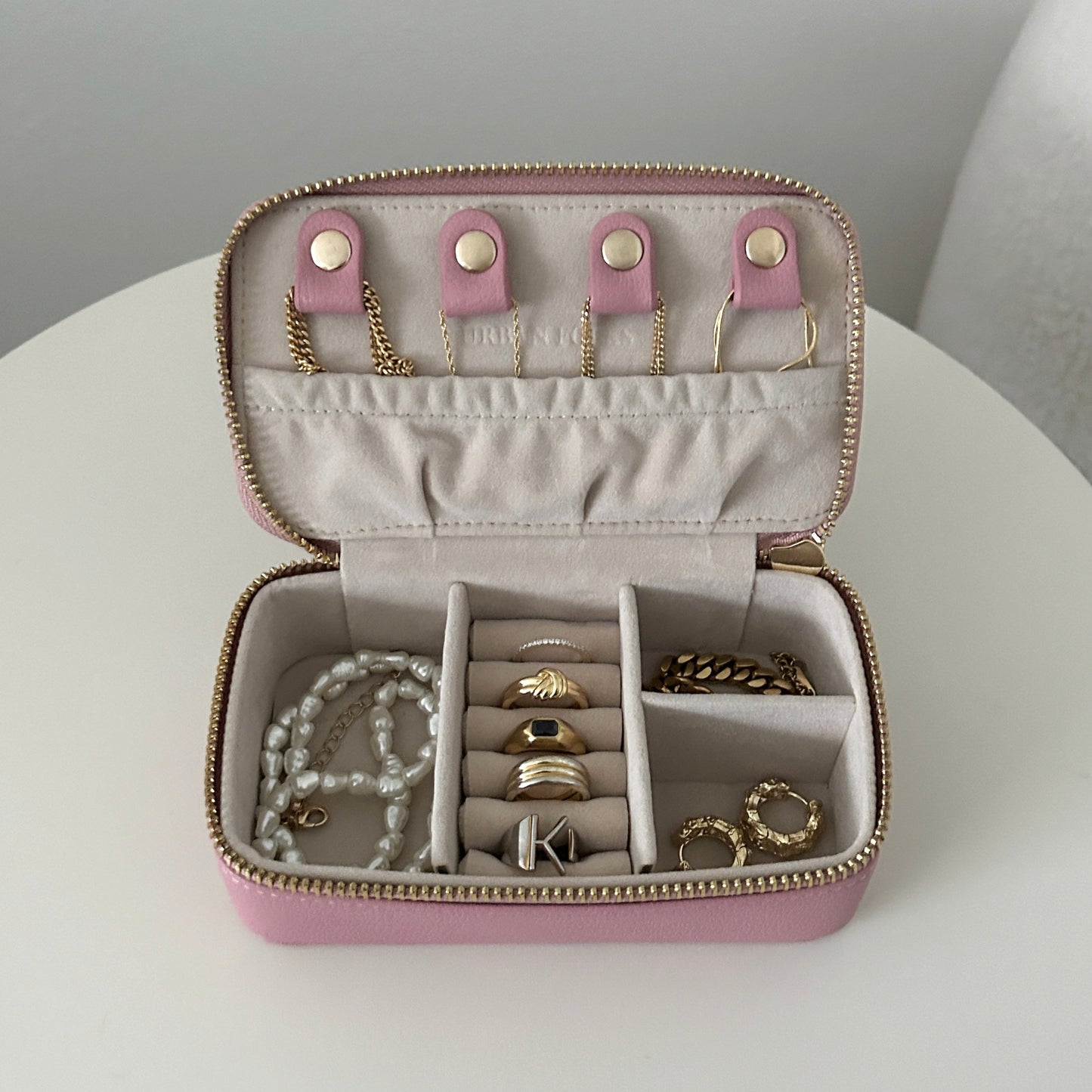 Glitter Jewelry Case (Beige/Pink)