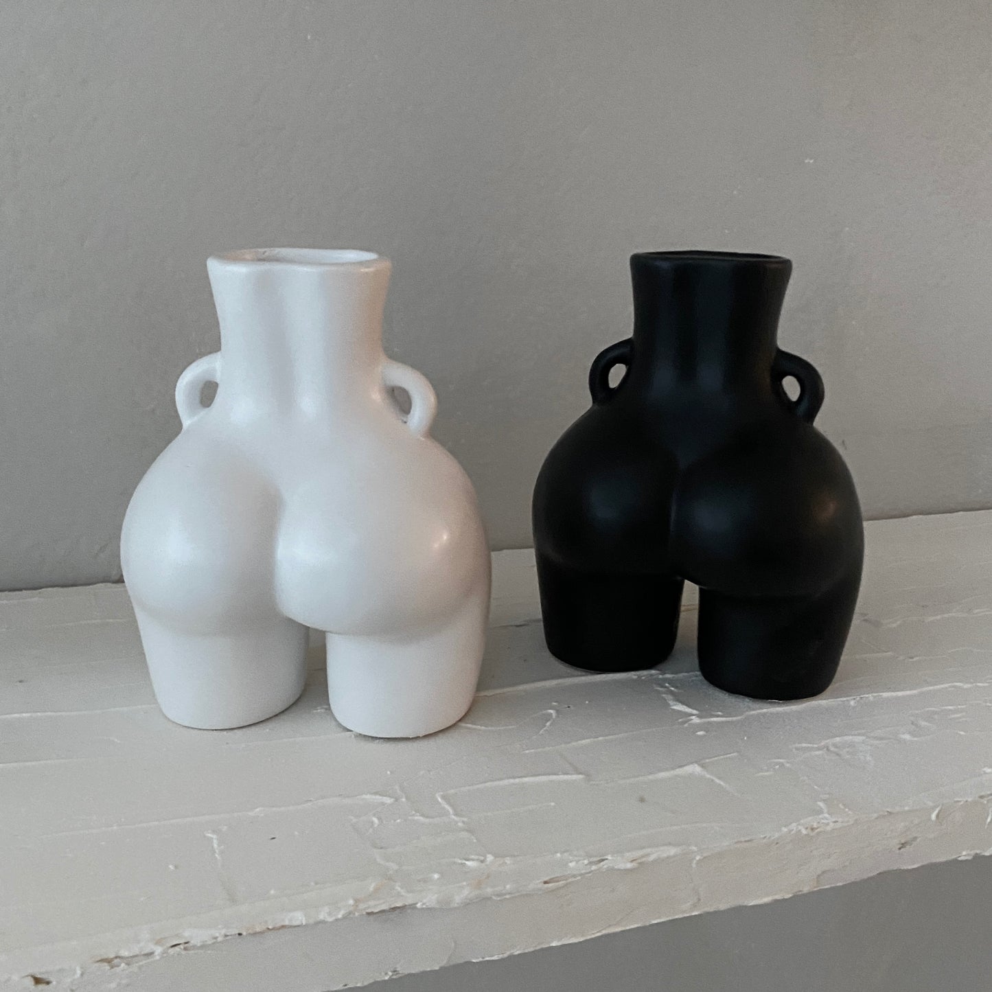 Half Nude Ceramic Vase (Black/Ivory)