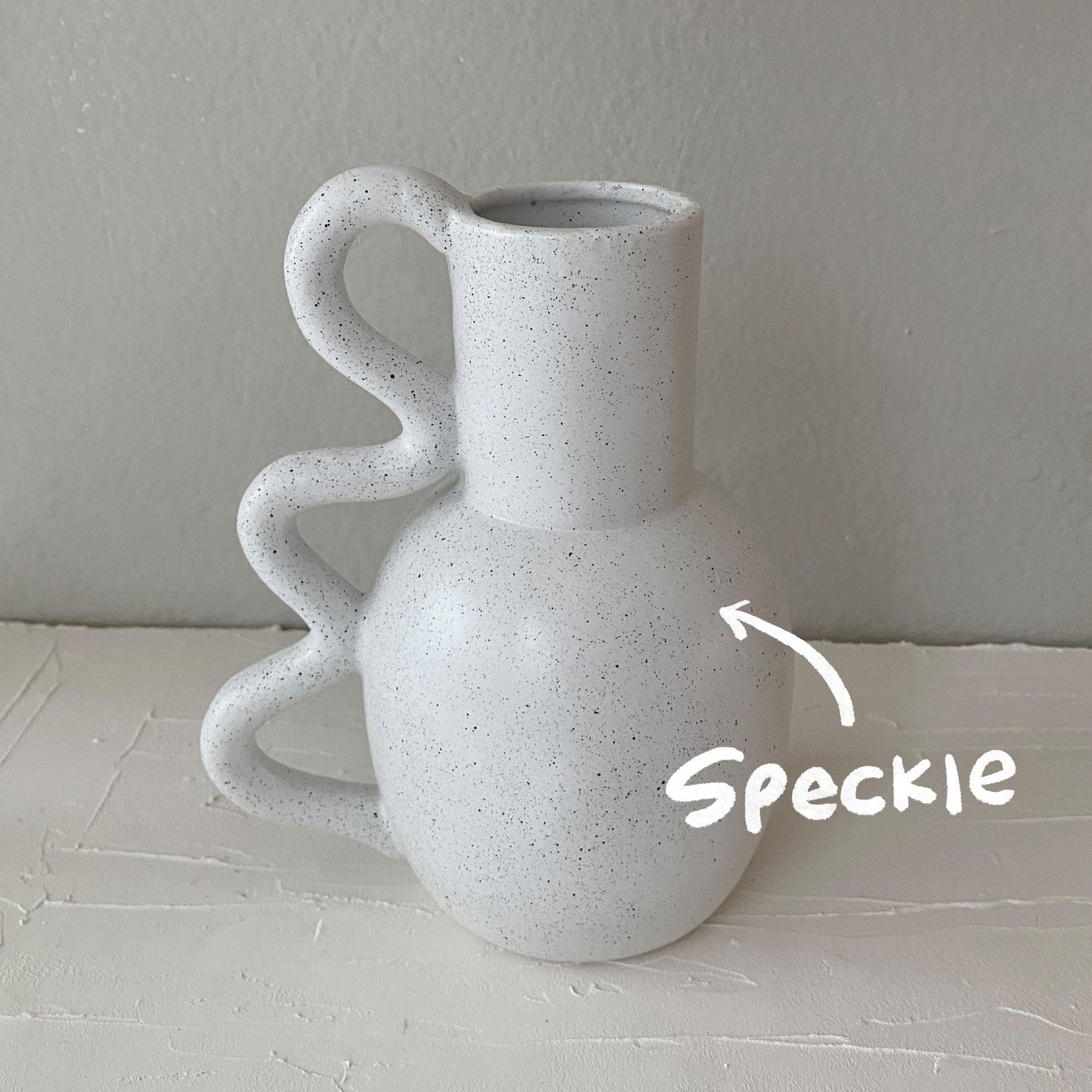 Wavy Ceramic Vase (White/Speckle)